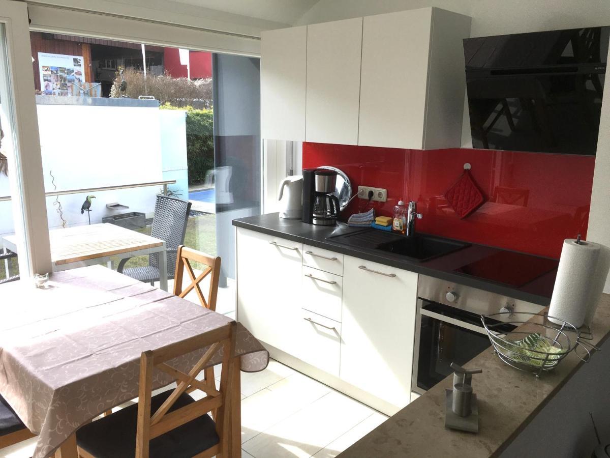 מיירסבורג Gaestehaus Sommertal Mit Pool Im Garten, Eigener Parkplatz, 800M Zum Bodensee, 300M Zur Altstadt מראה חיצוני תמונה