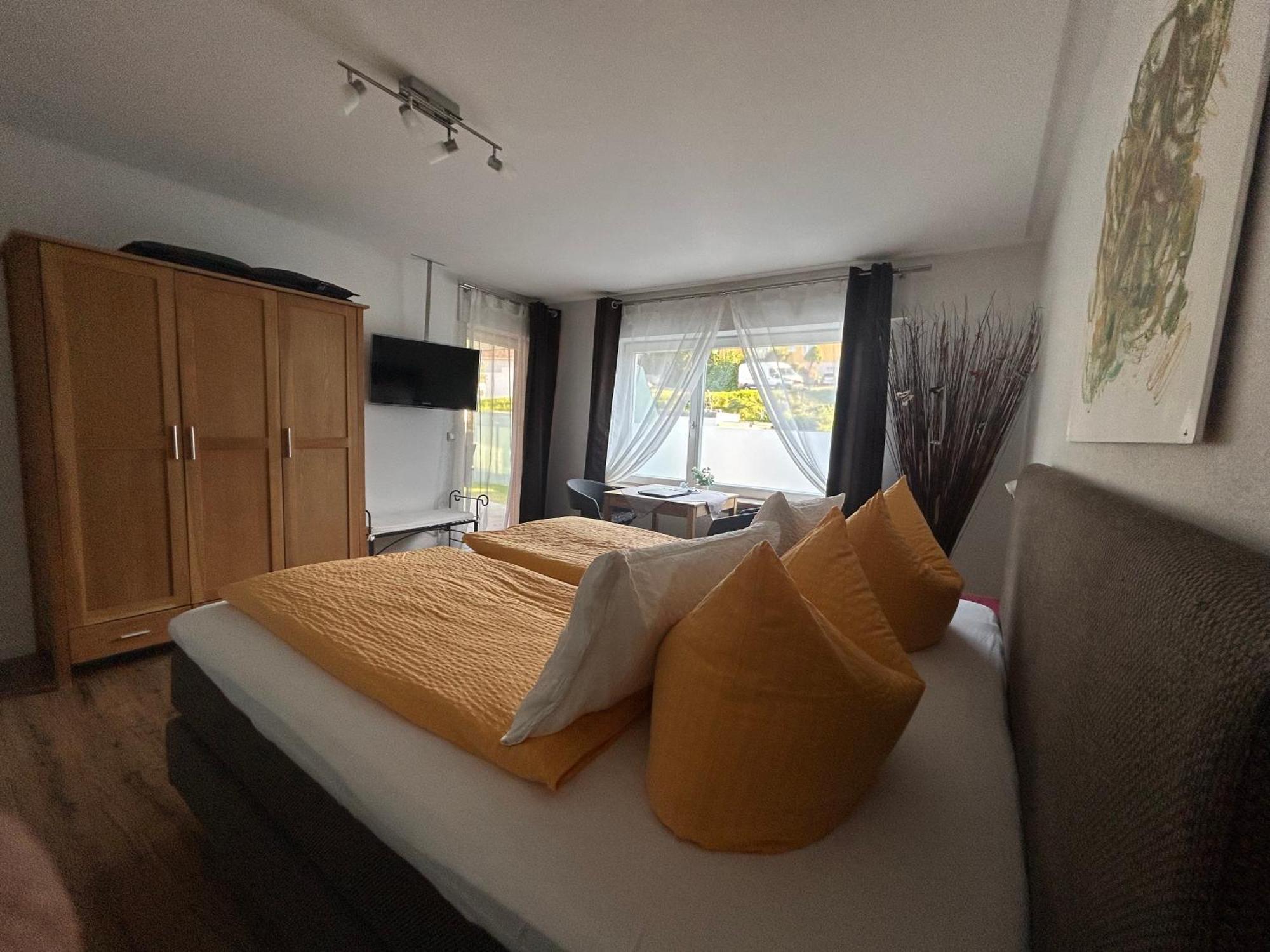 מיירסבורג Gaestehaus Sommertal Mit Pool Im Garten, Eigener Parkplatz, 800M Zum Bodensee, 300M Zur Altstadt חדר תמונה