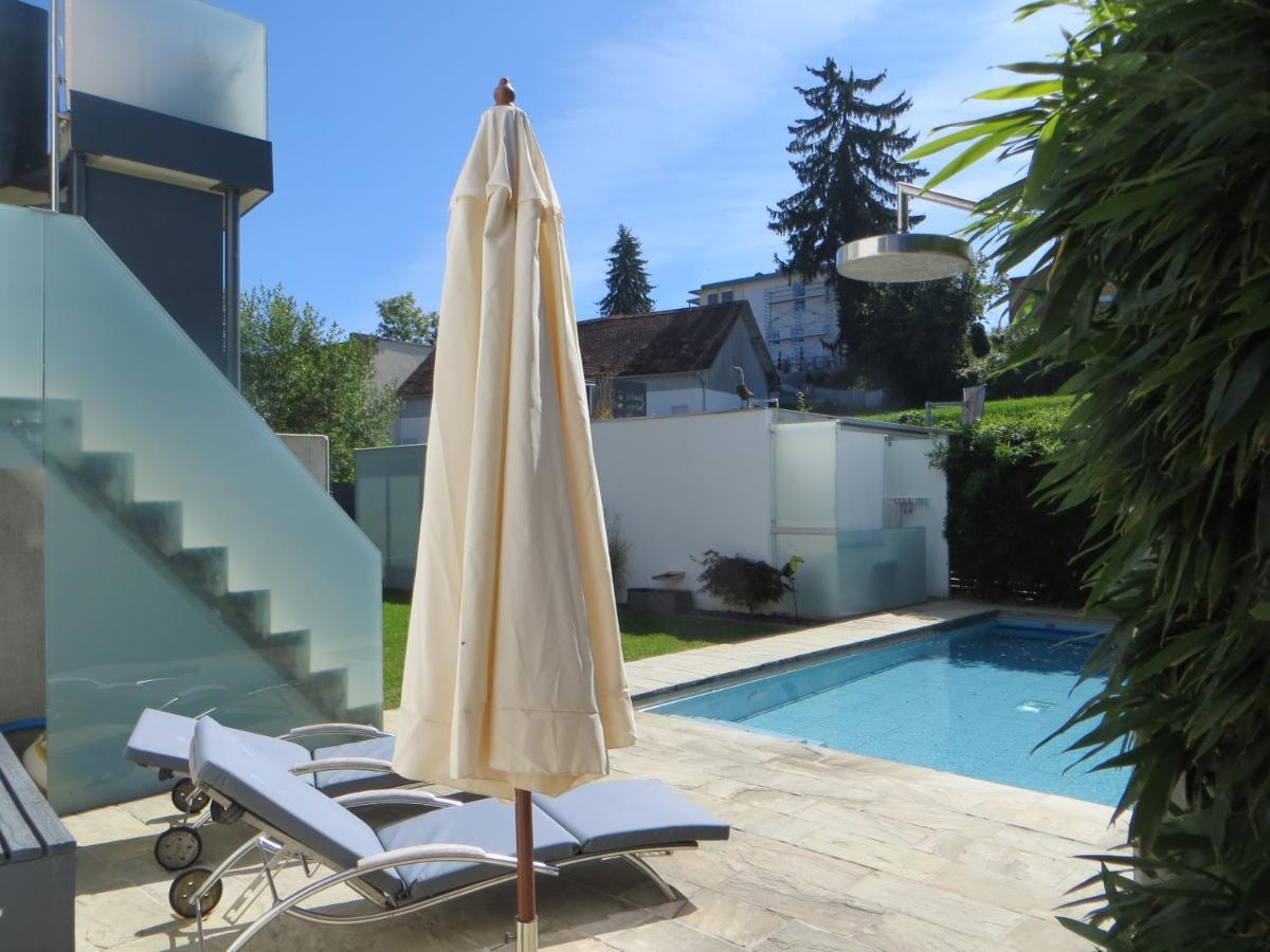 מיירסבורג Gaestehaus Sommertal Mit Pool Im Garten, Eigener Parkplatz, 800M Zum Bodensee, 300M Zur Altstadt מראה חיצוני תמונה